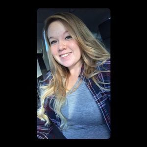 Meet your Posher, Makenzy